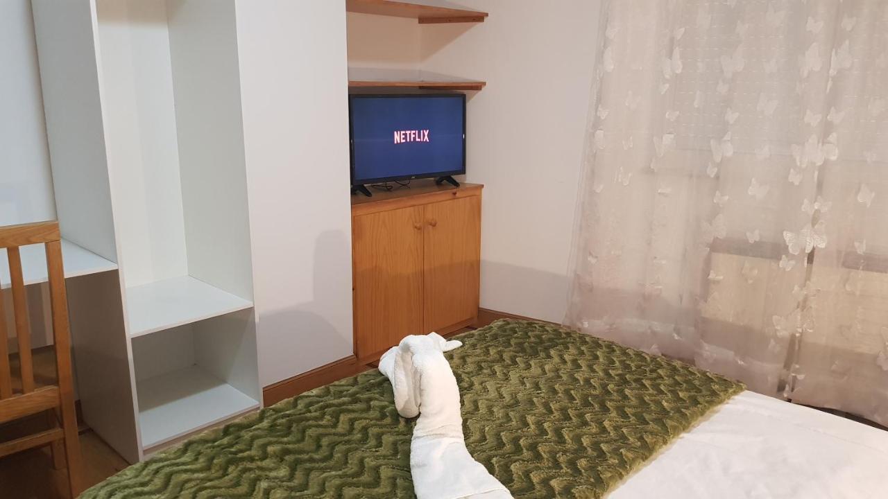 Apartamentos Shalom リバデオ エクステリア 写真
